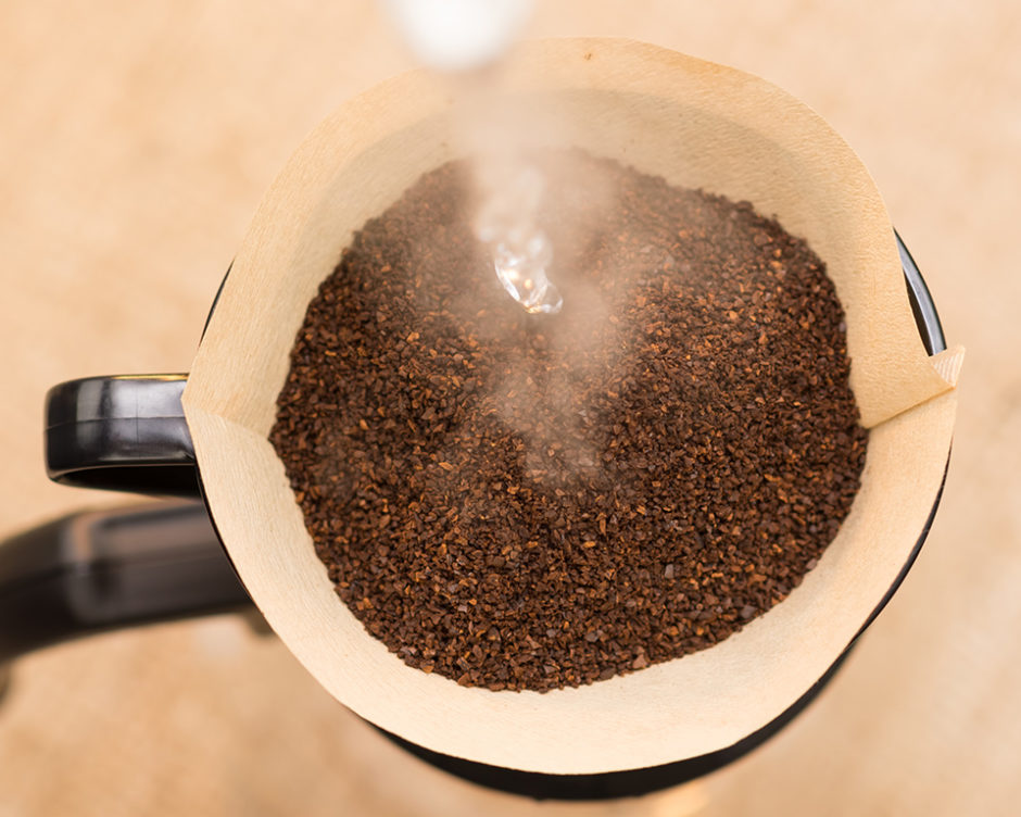 コーヒーフィルターの種類 ペーパー ネル ステンレスの違いと特徴 コーヒーと 暮らそう Ucc Coffee Magazine