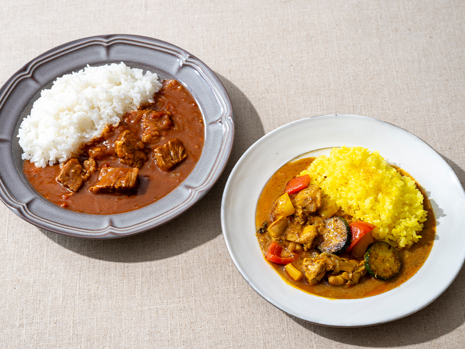 スパイシー欧風トマトカレーともう一つのスパイスカレー